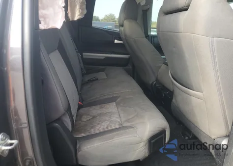 2014 Toyota Tundra Double Cab Sr z USA, uszkodzony, nr VIN 5TFRM5F18EX079523